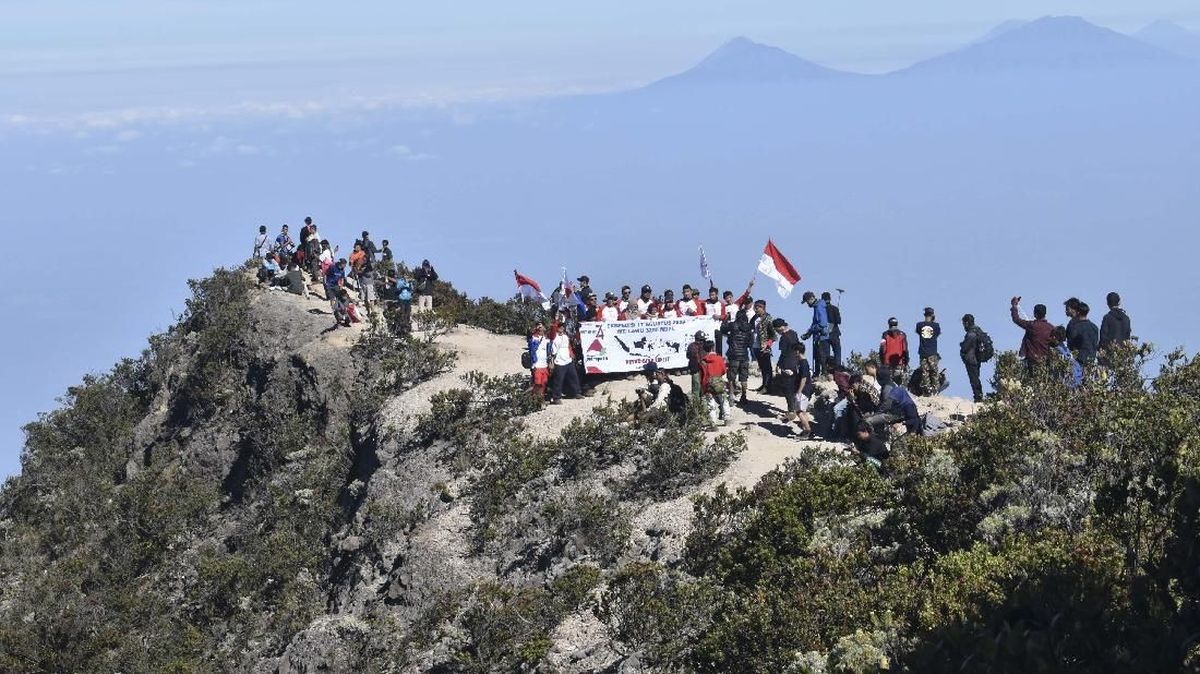 ESDM Bersuara soal Viral Gunung Lawu Dilelang untuk Proyek Panas Bumi