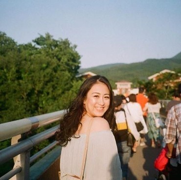 Soroti Pesawat Penuh Penumpang, Mantan Glenn Fredly Tuai Pro-kontra