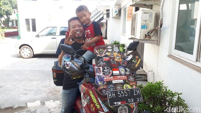 5 Fakta Menarik Ayah Dan Anak Asal Jambi Naik Motor Ke Tanah Suci