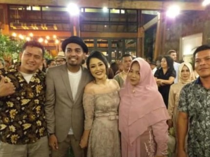 Permohonan Maaf Keluarga atas Pernikahan Tertutup Glenn Fredly