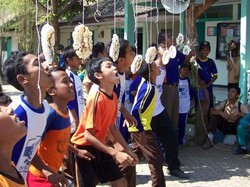 Kumpulan Yel-yel Lomba 17 Agustus yang Lucu dan Penuh Semangat
