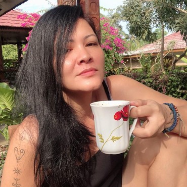 Melanie Subono Dipuji Awet Muda oleh Tukang Ojek yang Ditolong 23 Tahun Lalu