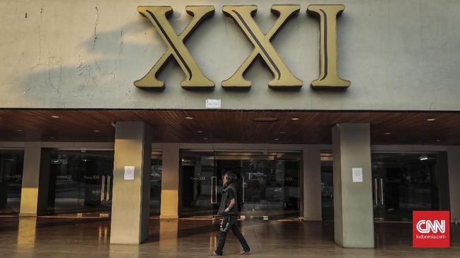 Jaringan Cinema XXI mengumumkan menunda membuka bioskop tanpa memberikan batas waktu penundaan tersebut.