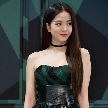 Hadir di Acara Brand Ternama, Jisoo BLACKPINK Curi Perhatian