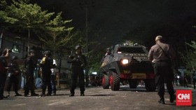 Ratusan Polisi Amankan Asrama Mahasiswa Papua Makassar