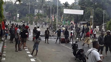 Rusuh Papua Menjalar, Bandara di Sorong Dikabarkan Lumpuh