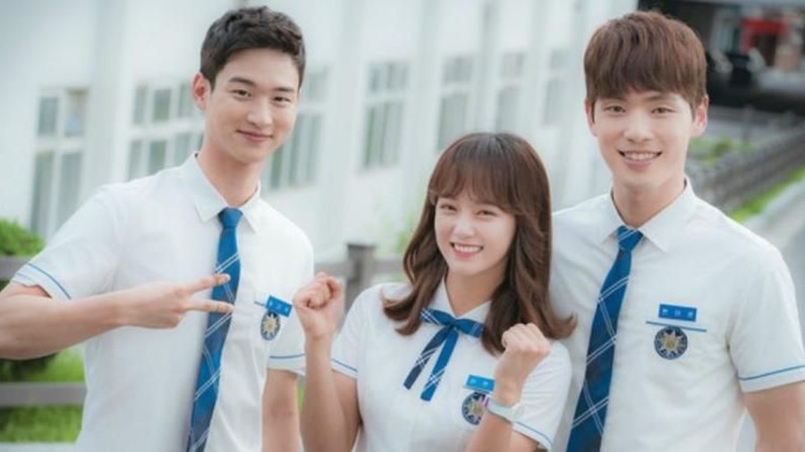 5 Drama Korea Tentang Kehidupan Sekolah yang Wajib Ditonton Deretan drama Korea berlatar kehidupan sekolah yang wajib banget kamu tonton.