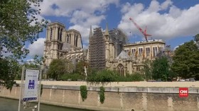 VIDEO: Penuh Risiko, Revitalisasi Notre Dame Tetap Berlanjut