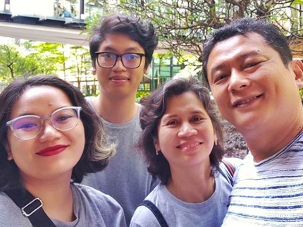 Potret Harmonis Keluarga Iszur Muchtar yang Jarang Terekspose