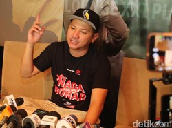 Perempuan-perempuan yang Diisukan Lengket dengan Gading Marten