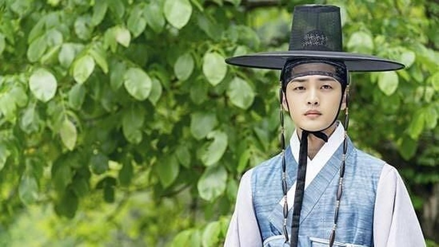 Ini dia lima drama Korea bertabur bintang yang siap tayang bulan depan.
