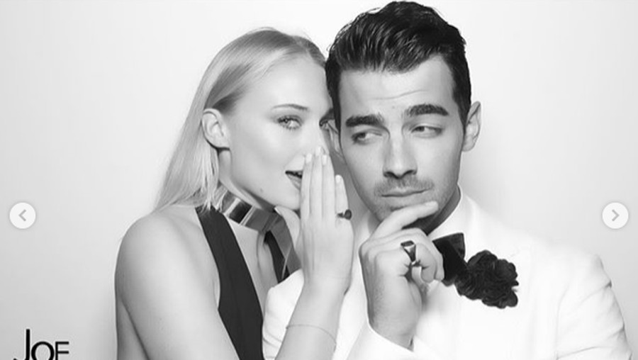Pasangan Joe Jonas dan Sophie Turner akan segera dikaruniai akan pertama mereka.