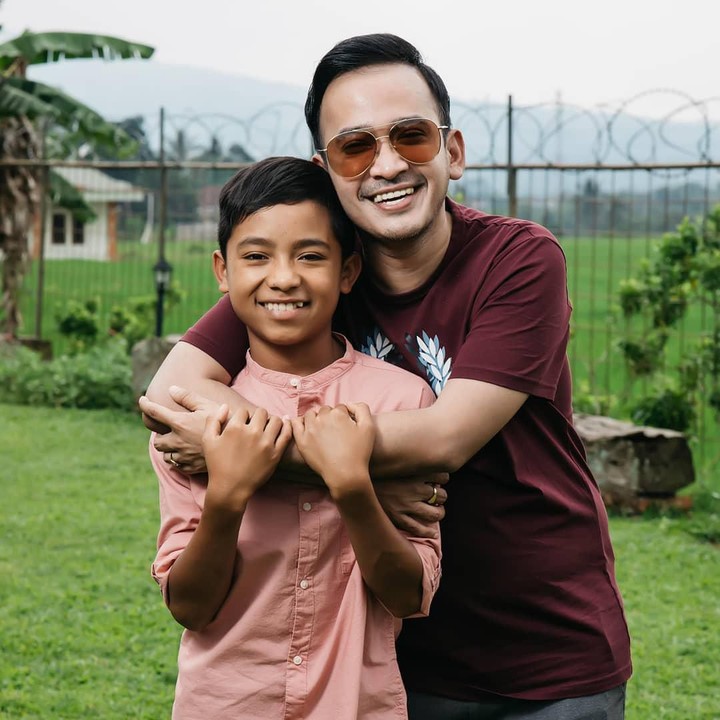 Betrand Peto, bocah berusia 13 tahun yang memiliki suara emas dan berasal dari Nusa Tenggara Timur. (Foto: Instagram @betrandpeto)