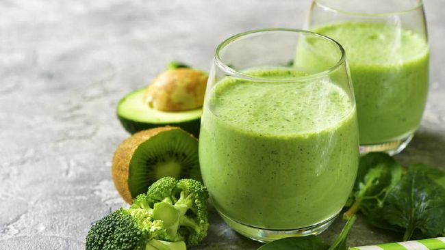 Resep Spirulina Green Lassi Spirulina ternyata bisa dikreasikan menjadi berbagai macam makanan dan minuman. Salah satu menu yang bisa ditiru adalah spirulina green lassi.