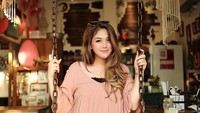 Makin Glowing, 7 Gaya Artis Indonesia dengan Dress Hamil