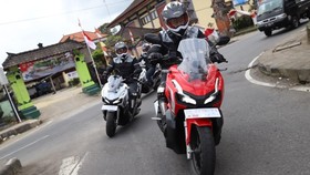 Cara Jitu Mengendarai Motor Matik di Turunan Agar Tak 'Bablas'
