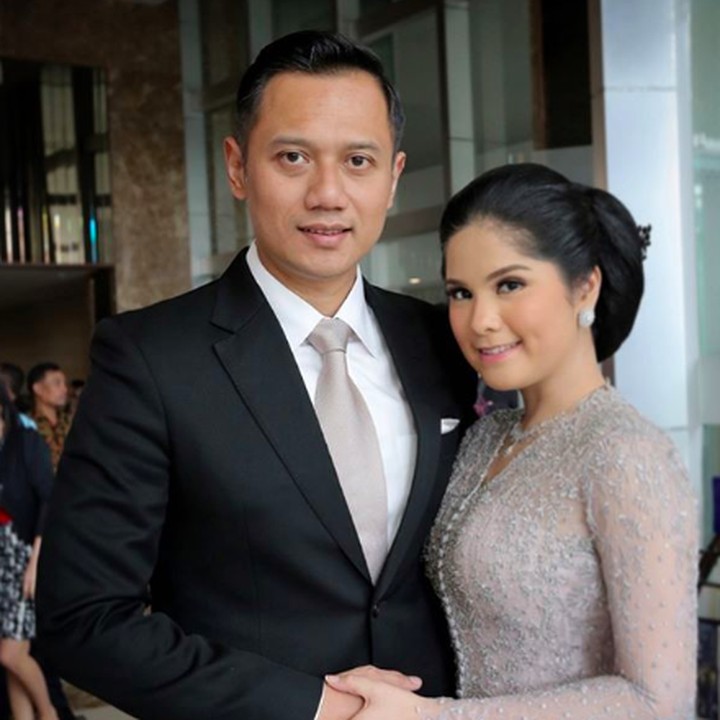 <p>Annisa setia menemani Agus ke berbagai negara. Hingga pada 2017 lalu ikut bertarung dalam pilkada DKI. (Foto: Instagram @annisayudhoyono)</p>