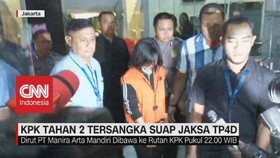 VIDEO: KPK Tahan 2 Tersangka Suap Jaksa TP4D
