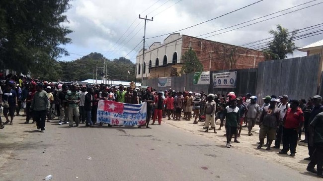 SETARA Intitute menilai dialog yang dibangun pemerintah pusat di Papua akan memberi pemahaman utuh tentang persoalan mendasar di masyarakat Papua.