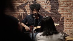 Lirik Lagu Caraku, Caramu - Teddy Adhitya