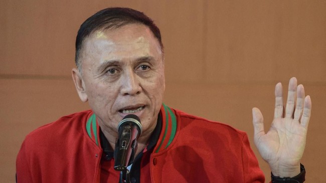 Sekretaris Jenderal (Sekjen) PSSI Yunus Nusi mengatakan Ketua Umum Mochamad Iriawan trauma dengan Tragedi Kanjuruhan yang menelan ratusan korban jiwa.