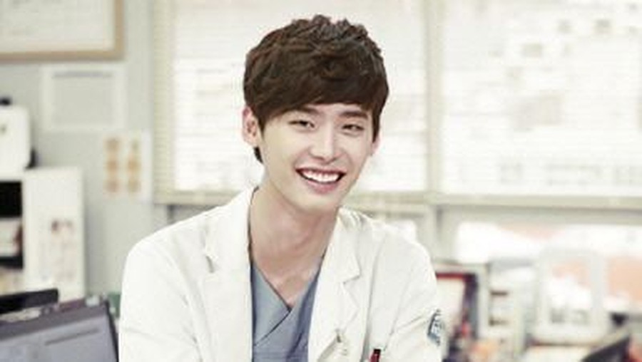 ini dia tujuh dokter tampan di drama Korea yang bikin hati cenat-cenut.