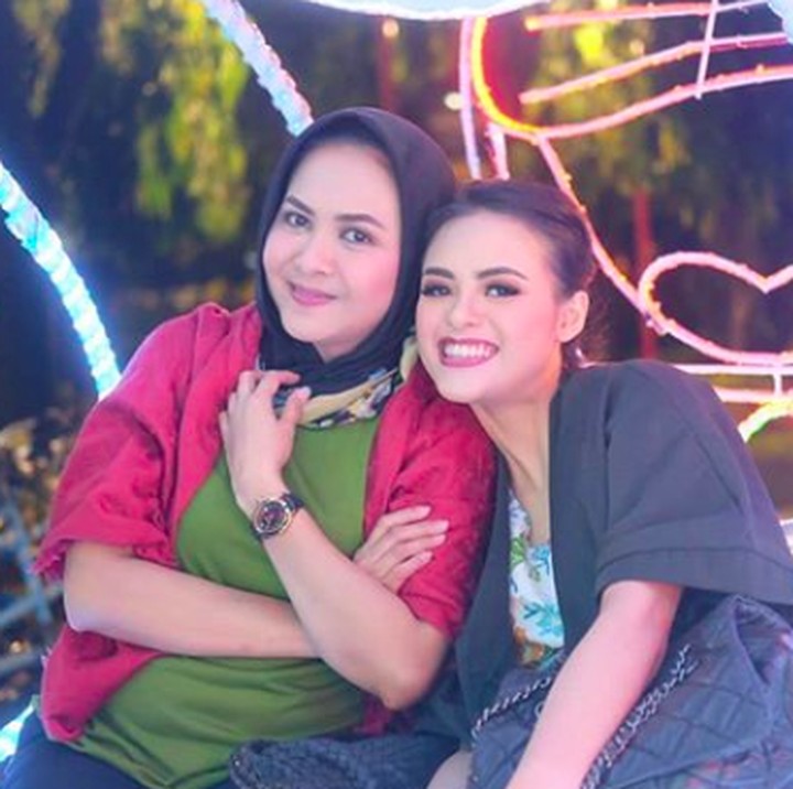 <p>Mengikuti jejak sang ibu, Intan juga mendalami dunia musik keroncong. (Foto: Instagram/ @ssoekotjo)</p>
