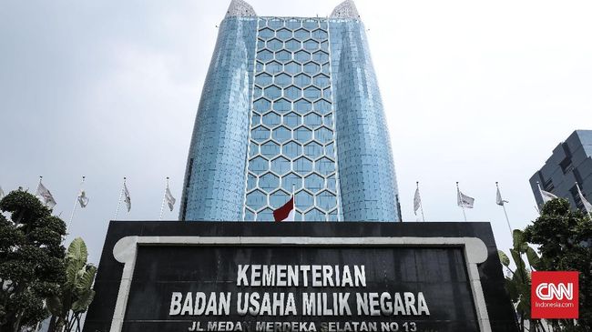Menteri Rini Di Antara Gonjang Ganjing Bumn Dan Restu Jokowi
