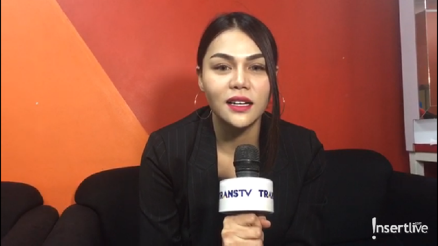 Lantaran kesibukannya mengurus anak dan berkeluarga itu, DJ Katty Butterfly harus banyak mengurangi tawaran pekerjaan yang datang kepadanya.