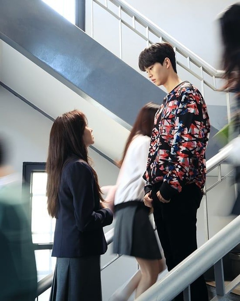 5 Fakta Love Alarm, Drama Korea Terbaru dengan Cerita Unik Drama Korea Love Alarm yang tayang di Netflix memiliki cerita unik. Insertlive sajikan 5 fakta menarik untuk Insertizen: