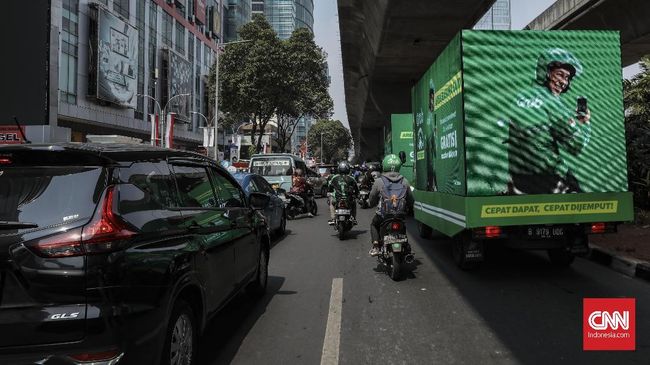 Petinggi Grab Respons Persaingan Bisnis dengan Gojek