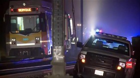 VIDEO: Kereta LRT Tergelincir di California, 27 Orang Luka