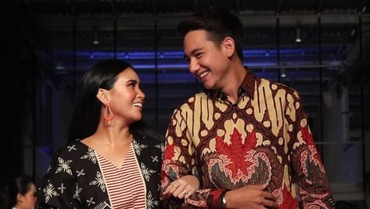 img-title Putus dengan Vanesha Prescilla, Adipati Dolken Gaet Ayushita?