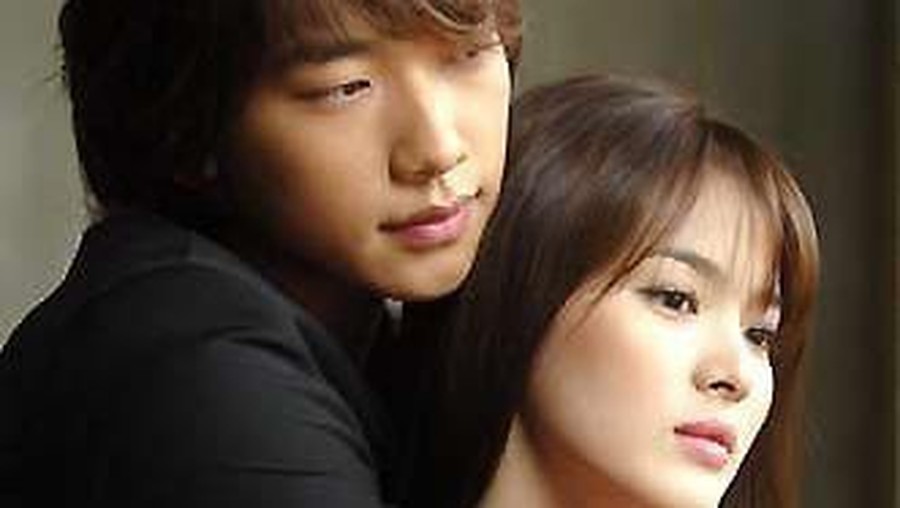 Lee Young Jae-Han Ji Eun (Full House) Enam pasangan drama Korea dari benci jadi cinta yang sukses bikin penonton baper.