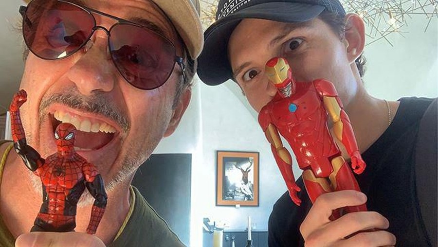 Tom Holland dan Robert Downey Junior bertemu setelah didepak MCU