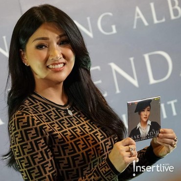 Lirik Lagu Aku Kamu Kita - Sarwendah