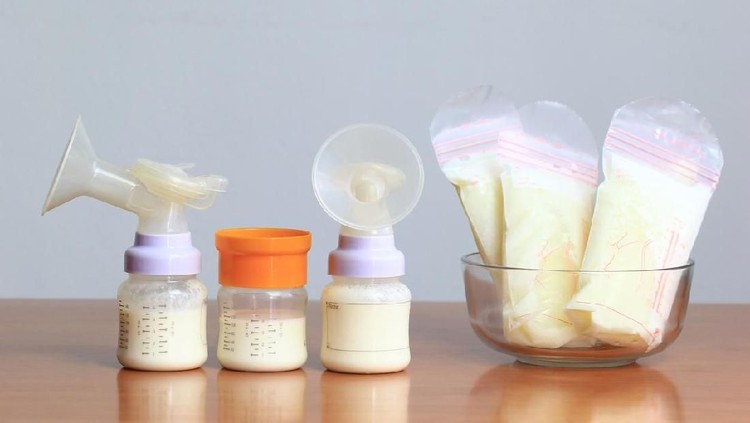 Ada kerabat atau teman yang baru melahirkan? Sepuluh barang ini bisa jadi hadiah buat si kecil yang dijamin akan dipakai dalam waktu lama.