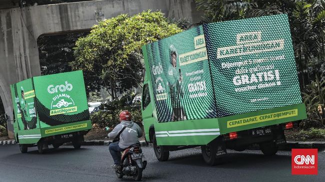 Pengguna Grab, Zico Leonard Djagardo Simanjuntak mengajukan gugatan hukum kepada Grab sebesar Rp2 miliar karena dinilai merugikan konsumen.