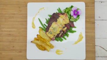 Resep Steak Telur Asin Gurih Sausnya Yummy Banget