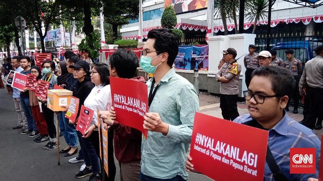 Gelapkan Papua Berimbas pada Ojek Online dan BPJS di Jayapura