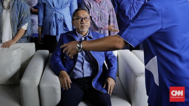 Ketum PAN Zulkifli Hasan akan menjalin pertemuan dengan Ketum NasDem Surya Paloh untuk membahas rencana kolaborasi di Pilkada 2020 dan proyeksi Pilpres 2024.