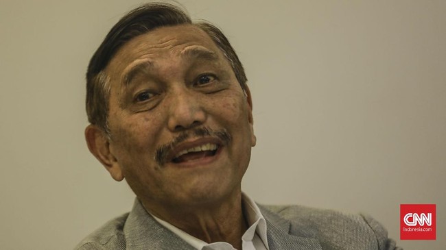 PPKM level 3 batal diterapkan saat libur Nataru. Luhut mengklaim testing dan tracing tahun ini jauh lebih tinggi dibandingkan 2020.