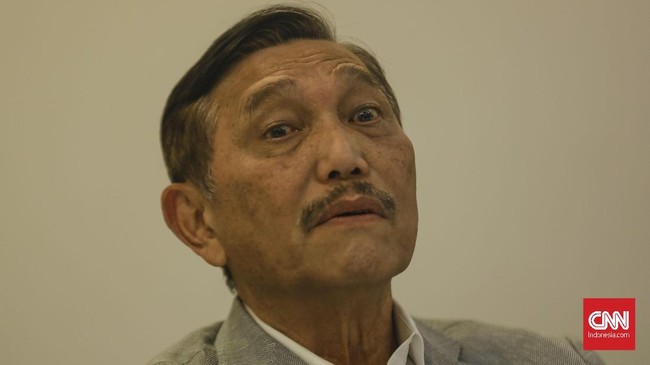 Menko Kemaritiman Luhut Binsar Panjaitan mengingatkan agar mengembangkan ekosistem kendaraan listrik di Indonesia tanpa bergantung pada barang impor.