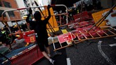 FOTO: Demonstrasi di Hong Kong Kembali Ricuh Para pedemo Hong Kong yang kembali turun ke jalan memprotes aturan ekstradisi ke China bentrok dengan aparat kepolisian terkait aturan ekstradisi, Sabtu (24/9).