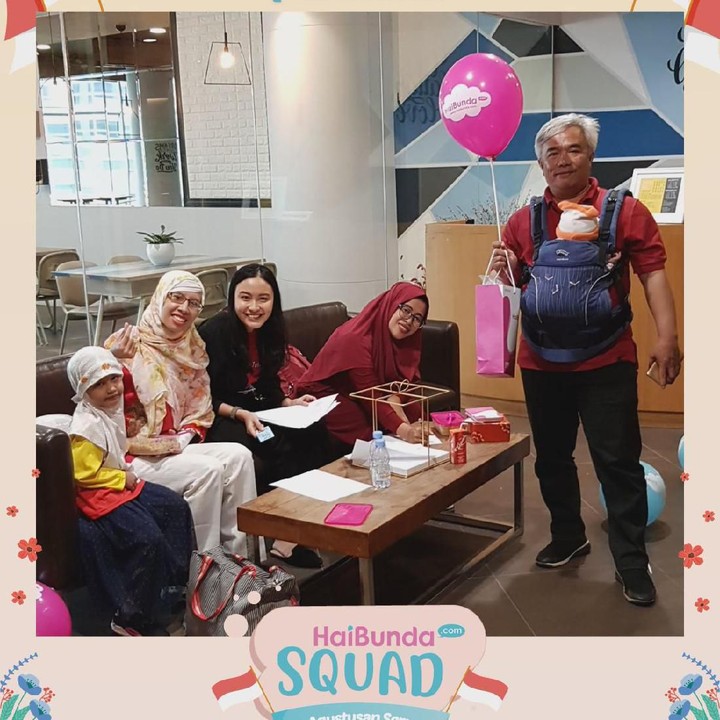 <p>Wah, happy banget nih! Terima kasih Bunda dan buah hati sudah ikutan Agustusan Seru HaiBundaSquad. Foto: HaiBunda</p>