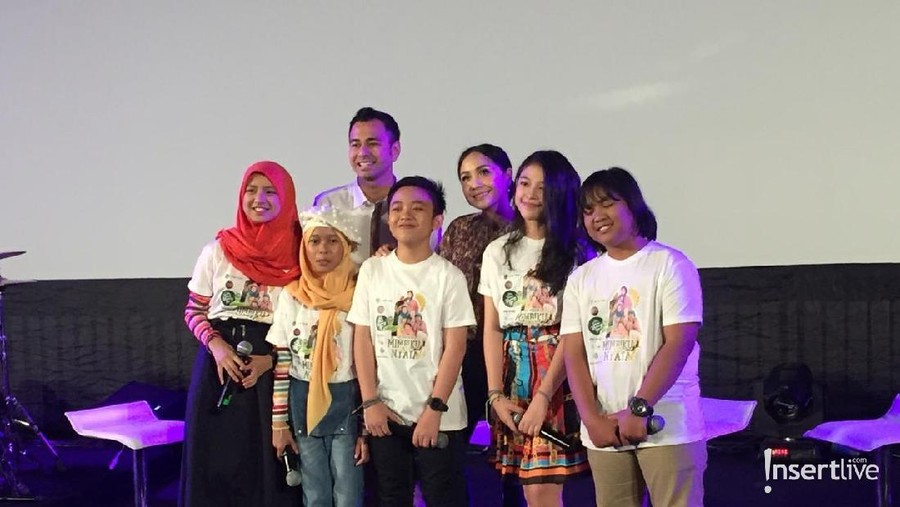 Raffi Ahmad dan Nagita Slavina Makin Perluas Kerajaan Bisnisnya Rans Entertainment luncurkan album musik anak berjudul Mimpiku Menjadi Nyata.