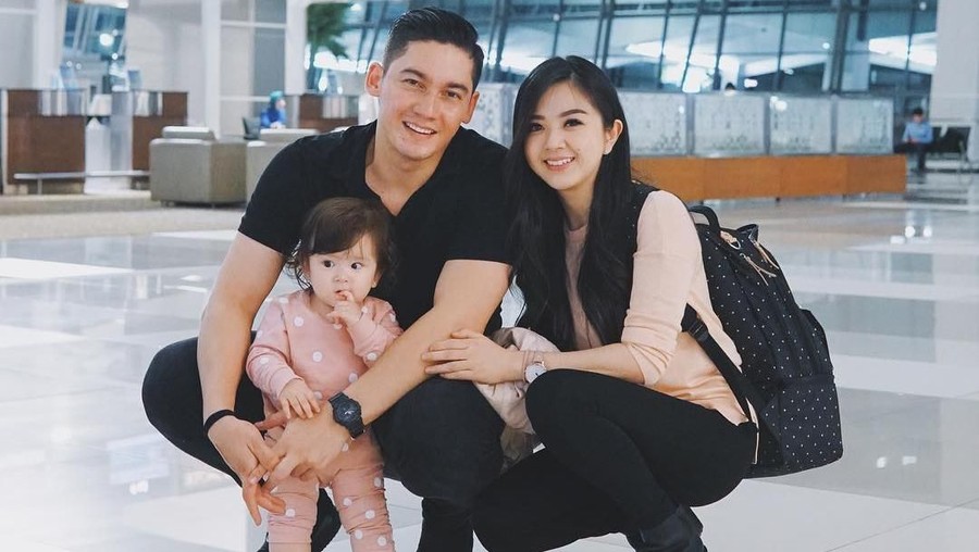 Samuel Zylgwyn bersama putrinya Samuel Zylgwyn bersama putrinya