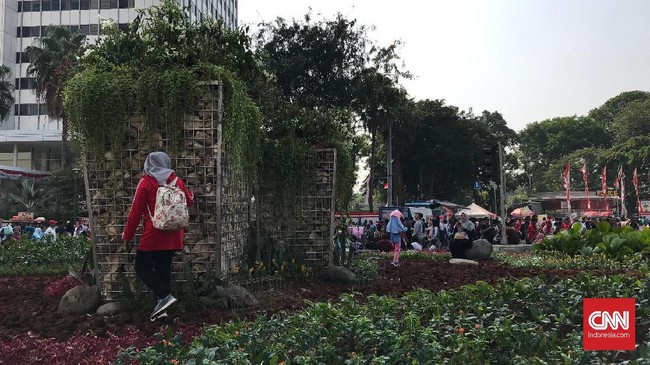KKP akan meminta klarifikasi dari Pemprov DKI Jakarta terkait dugaan penggunaan terumbu karang di instalasi Gabion yang dipasang di Bundaran HI.