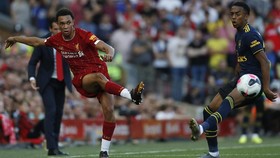 Trent Alexander-Arnold Penerus Mimpi Gerrard di Liverpool