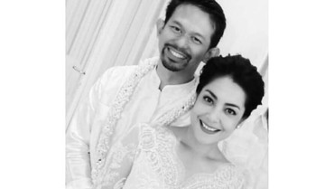 img-title Resmi Menikah, Lulu Tobing Unggah Foto dengan Suami Baru